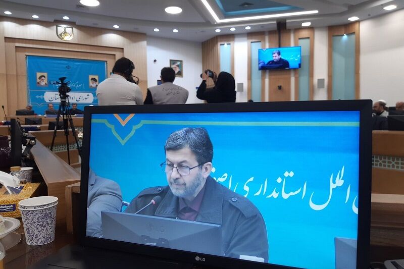 استاندار اصفهان: تحول‌گرایی، تکلیف مدیران و فرمانداران استان در سال ۱۴۰۴ است