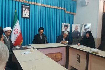 امام جمعه بیرجند: بهره‌گیری از سرمایه‌های مردمی راهکار تحقق شعار سال است