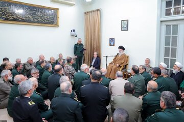 سرلشکرباقری: نیروهای مسلح با پشتوانه مردمی در آمادگی کامل به سر می‌برند