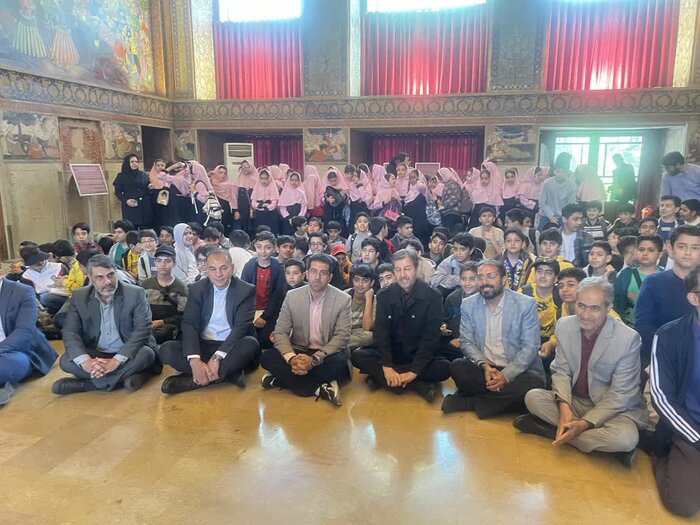 دانش آموزان، سفیران گردشگری اصفهان شوند