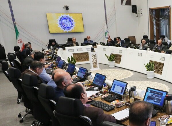 سرانه مصرف آب آشامیدنی اصفهانیها ۲۵ لیتر کمتر از میانگین کشوری است