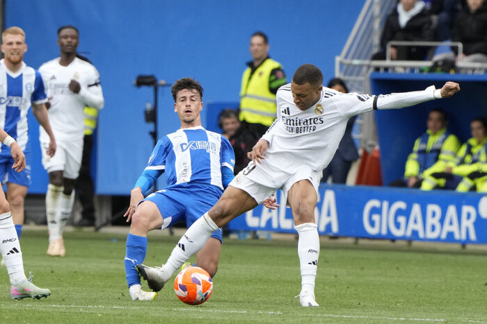 آنچلوتیِ کوچک: امباپه بچه خشنی نیست اما کارت قرمز واضح بود!