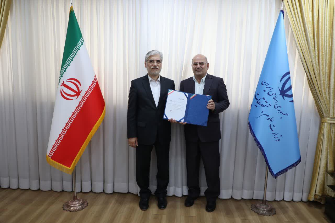 سرپرستان دانشگاه های مازندران و همدان منصوب شدند