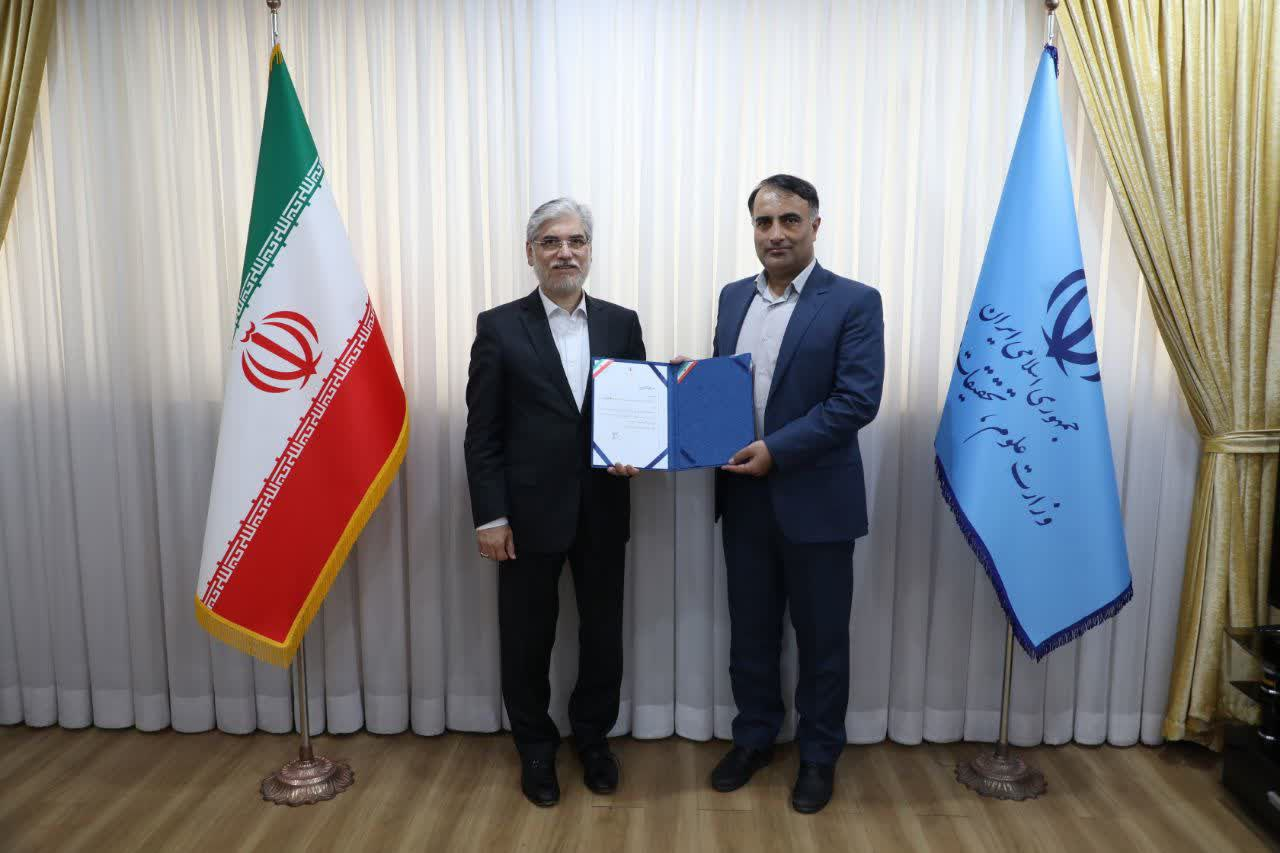سرپرستان دانشگاه های مازندران و همدان منصوب شدند