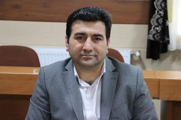 «یوسف امیدی» جایگزین «ناصر امیر رحمتی» در بخشداری مرکزی شد