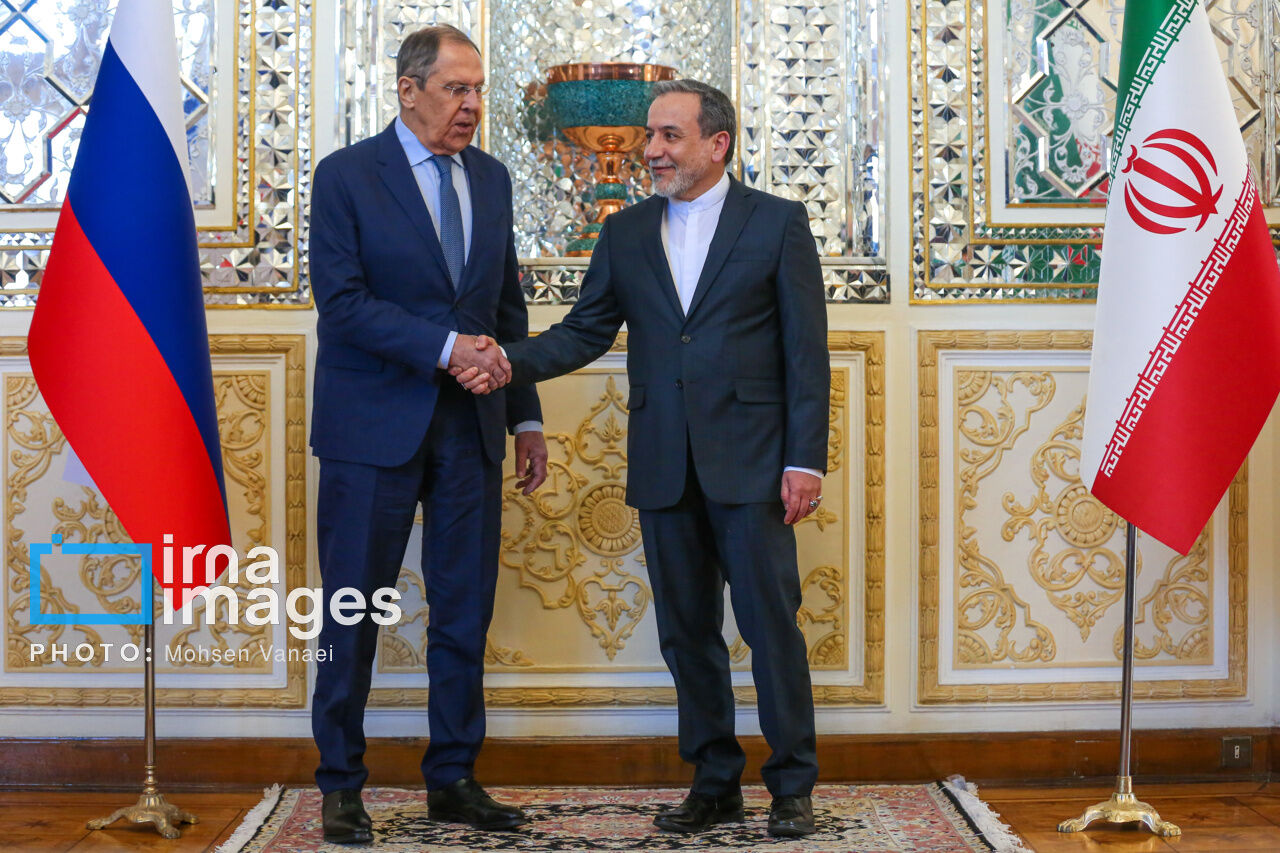 Rusia sobre el viaje de Araqchi a Moscú: Estamos esperando a nuestros colegas iraníes 