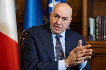 مواضع وزیر دفاع ایتالیا؛از متهم‌سازی مسکو به «ریاکاری»در مذاکرات تا محکومیت جنایات اسرائیل