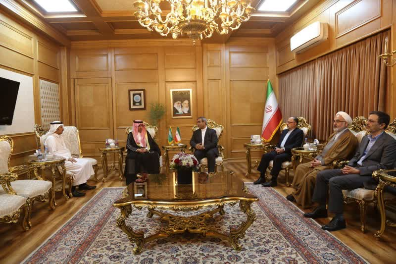 استاندار خراسان رضوی پیشنهاد داد: مشهد و مدینه خواهر خوانده شوند