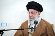 İslam İnqilabının Ali Rəhbərinin qənaətin vacibliyi ilə bağlı azəri misrasının oxunuşu