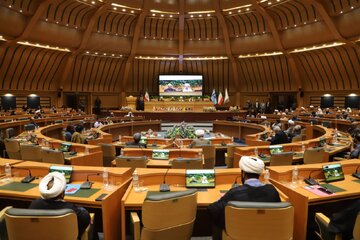 امام جمعه زاهدان: تشکیل جبهه متحد از پیروان همه ادیان در برابر ظلم ضروری است