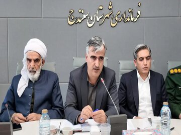 فرماندار سنندج: کم‌کاری مدیران پذیرفتنی نیست
