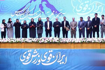 برگزاری اختتامیه مراسم قهرمان ایران؛ طارمی آقای ورزش ایران شد، کیانی بانوی ورزش ایران