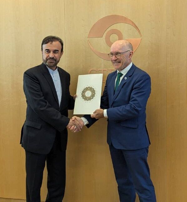 مندوب ايران يلتقي امين لجنة معاهدة الحظر الشامل للتجارب النووية
