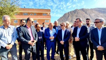 طرح آبرسانی به سه هزار هکتار از اراضی دشت خان احمد و امامزاده جعفر گچساران شتاب گیرد