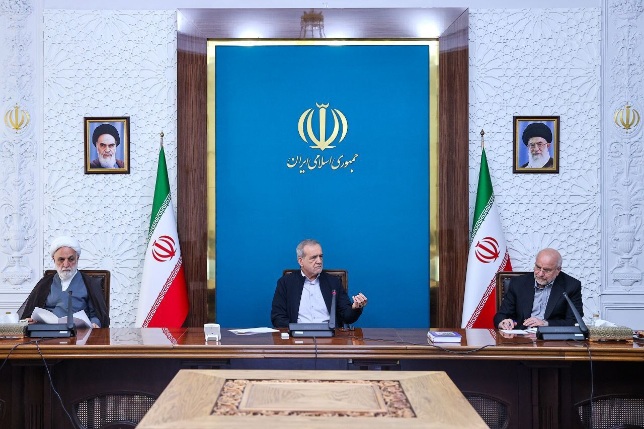 تدوین راهبردی جامع، با محوریت کاهش شدت مصرف انرژی تدوین راهبردی جامع، با محوریت کاهش شدت مصرف انرژی