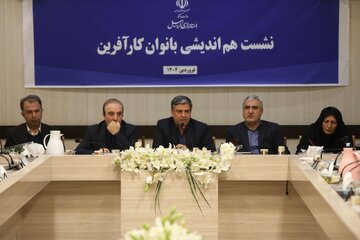 استاندار: فضای کسب و کار در استان اردبیل بهبود یافت