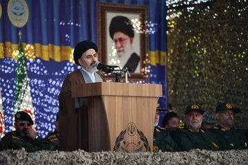 اقتدار ارتش و نیروهای مسلح در حفظ امنیت کشور مثال زدنی است