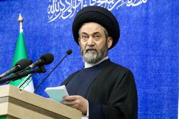 امام جمعه اردبیل: ارتش ایران در اوج اقتدار قرار دارد