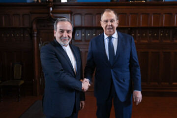La visita del canciller iraní a Moscú en imágenes