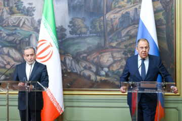 La visita del canciller iraní a Moscú en imágenes