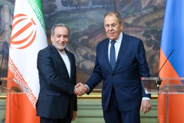 La visita del canciller iraní a Moscú en imágenes