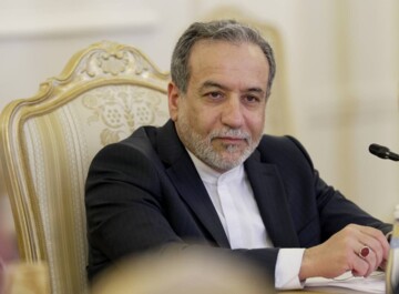 عراقچی: هنوز برای ورود آژانس بین‌المللی انرژی اتمی به مذاکرات زود است