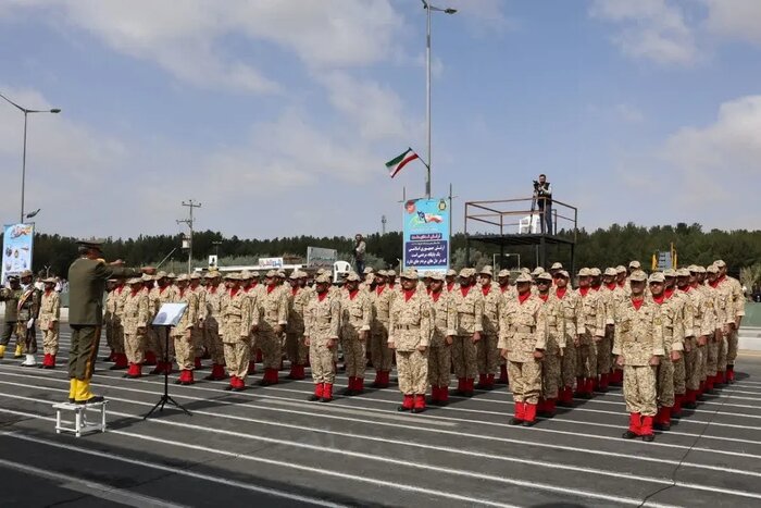 امام جمعه بیرجند: جهاد و دفاع در برابر دشمن واجب است