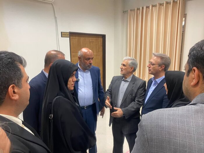 وزیر رفاه از مجتمع درمانی و نمایشگاه توانمندی های میانه بازدید کرد