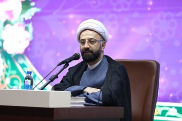 جای موضوع پیوند قرآن و دانشگاه در مجامع علمی خالی است