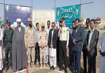کلنگ‌زنی ۳۶ کلاس درس در ایرانشهر با مشارکت نیروی انتظامی