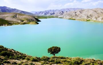 کاهش چشمگیر آورد حوضه آبریز طبیعی گلپایگان در سال جاری + فیلم
