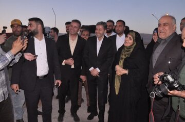قدردانی استاندار از سفر متفاوت وزیر راه و شهرسازی به اصفهان