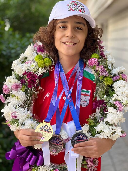 نابغه شطرنج ایران: به خاطر رضائیان فوتبال را دنبال میکنم/ کارلسن شکستناپذیر نیست