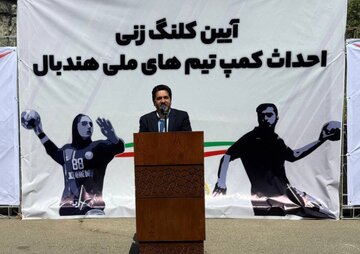 ثابت‌قدم: انتقاد طارمی از ورزشگاه‌ آزادی درست نیست/ ۳۰ درصد ورزشگاه بازسازی شده است