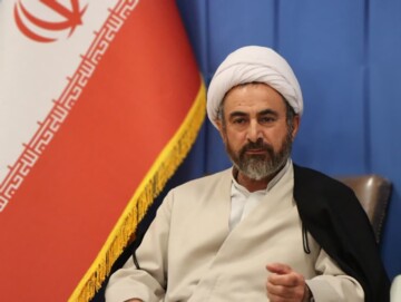 مطالبه امام جمعه ایلام؛ آموزش پیوسته دین‌مداری از کودکی تا دانشگاه