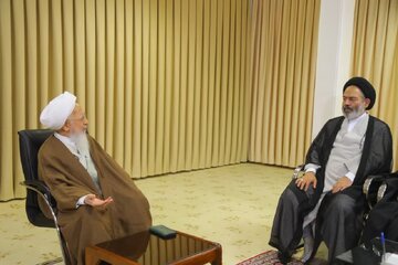 آیت الله جوادی آملی: وحدت ملی پشتوانه عزت خارجی کشور است