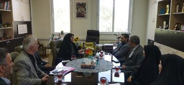 داور پایتخت کتاب ایران: کتابخانه‌ها پایگاه اجتماعی فعال هستند