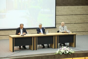 سعدی بر خوان ایران نشست/سعدی‌پژوهان در نشست علمی اندیشه‌های شیخ اجل چه گفتند؟