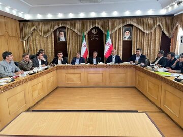 نشست مدیران کرمانشاه برای مقدمات سفر ریاست جمهوری و جذب سرمایه گذاران
