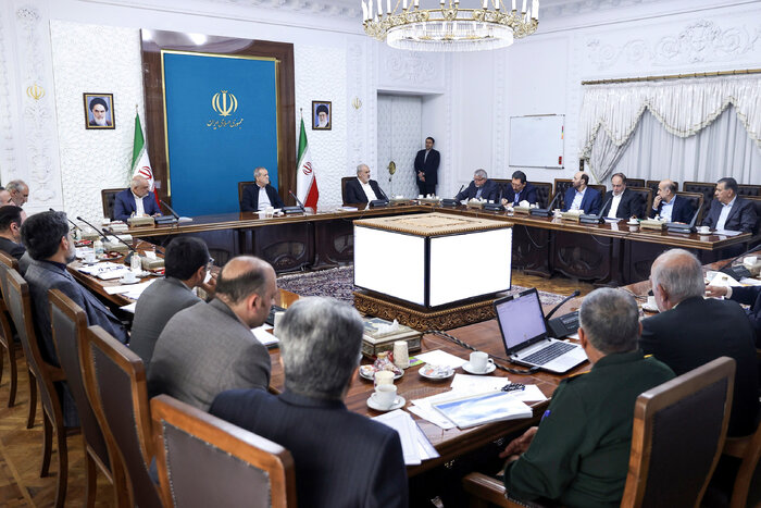 انتقاد پزشکیان از نبود نگاه جامع و صحیح نسبت به توسعه کشور؛ از توسعه واقعی غافل بودهایم