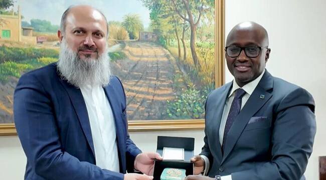 میزبانی «اسلام‌آباد» از وزیر خارجه «رواندا» با هدف توسعه روابط