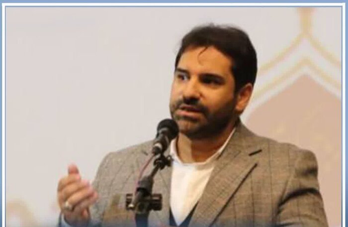 قنات آب دلیل فرو رفتن کامیون درون زمین در رباط کریم +فیلم