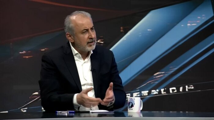 نقدی بر صحبتهای مدیرعامل پرسپولیس؛ دهنکجی به قانون با زل زدن به دوربین!