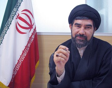 محیط دانشگاه تحول‌گرا حرکت در کلیشه‌ها را پذیرا نیست