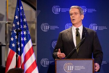 وزیر خزانه‌داری آمریکا: تعادل کامل در تجارت با چین ۲ تا ۳ سال طول می‌کشد