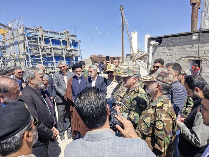 از اعضای کمیسیون امنیت ملی از نقاط مرزی صفر در شرق کشور بازدید کنید