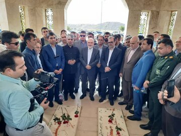 استاندار خوزستان: منگشت دزپارت، منطقه‌ای با ظرفیت فراوان اما محروم است
