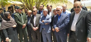 روش حذف گونه مهاجم پرطاووسی سنبله‌ای تالاب چغاخور با کمک سازمان انرژی اتمی شناسایی می‌شود