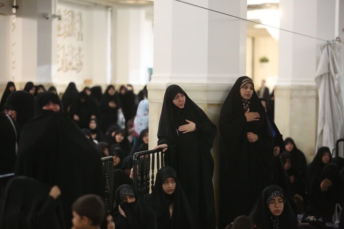 قم درسالروز شهادت امام جعفر صادق(ع) به سوگ نشست
