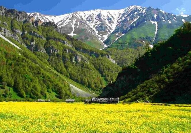 به بهشت اردیبهشت ایران خوش آمدید